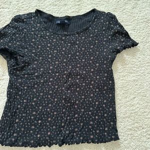 American Eagle Black Floral top